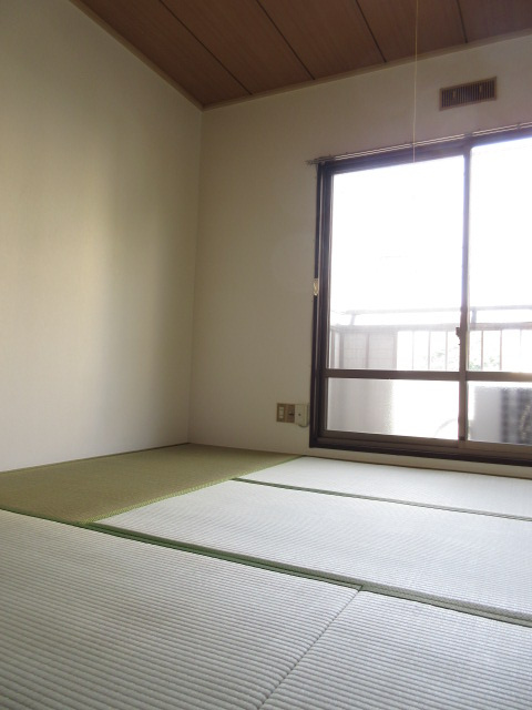 MAハイツの和室|落ち着いた雰囲気の和室付きです