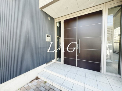 【エントランス】 | シャーメゾンヒロ | エントランスです。