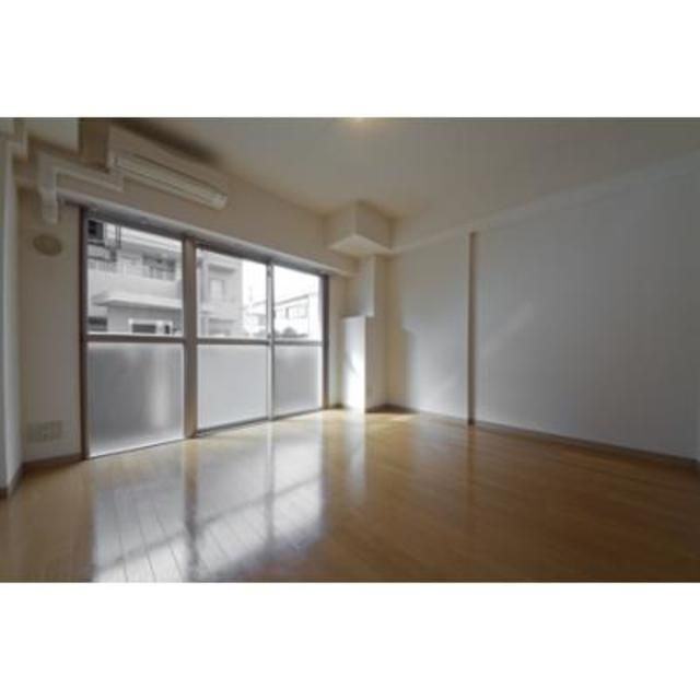 パトリアの寝室