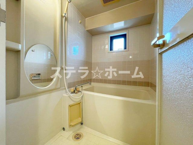 モンテベルデ吹田の浴室|コンパクトで使いやすいお風呂です