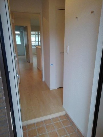 メゾン・ブランの玄関