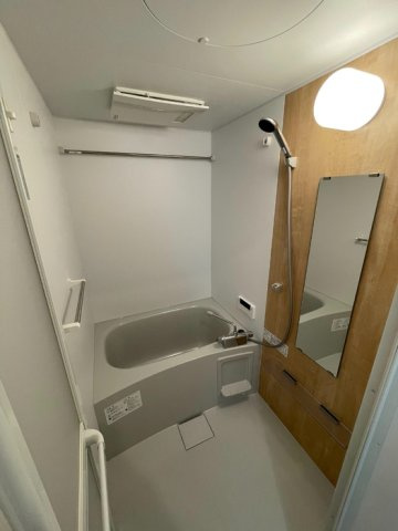 Ｄ－ｒｏｏｍともえの浴室