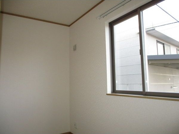 グランデ ブリリアの洋室