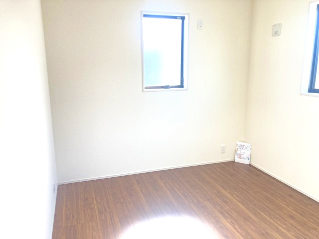 リーブルガーデンS  高崎箕郷町生原第7　1号棟の洋室|２階洋室2です