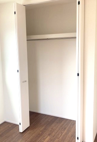 リーブルガーデンS  高崎箕郷町生原第7　1号棟の収納|２階洋室2収納です