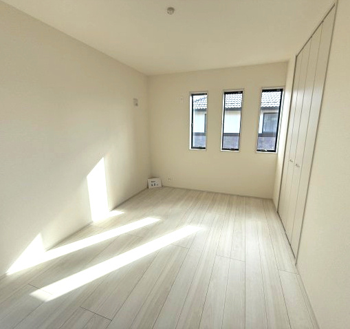 リーブルガーデンS  高崎箕郷町生原第7　2号棟の洋室|２階洋室2です