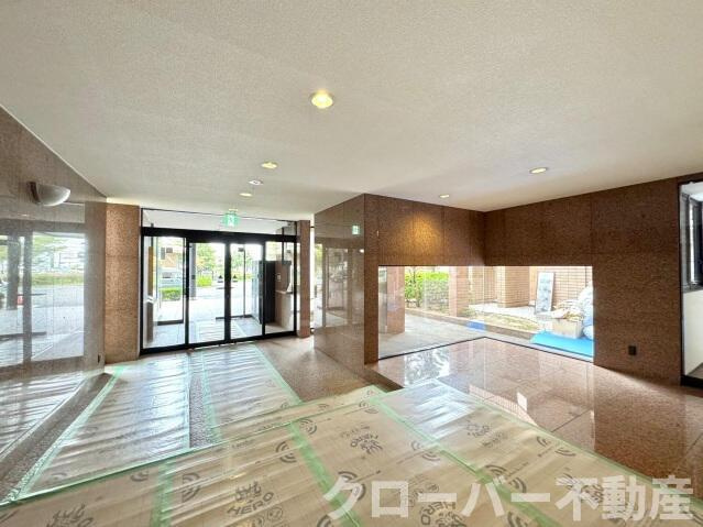 アークブリッジのロビー