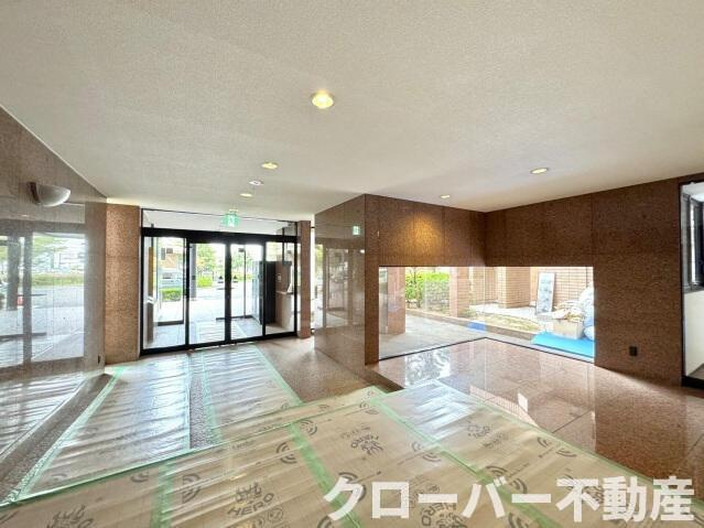 アークブリッジのロビー