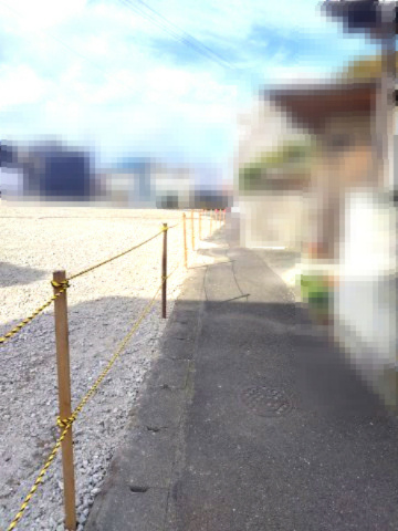 ６６４１３　岐阜市上川手土地の前面道路含む現地写真