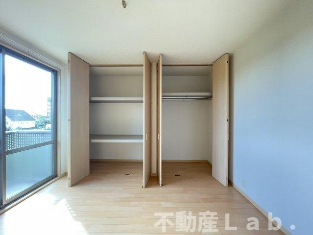 メゾンスリーゼⅢの収納|※反転タイプのお写真です。