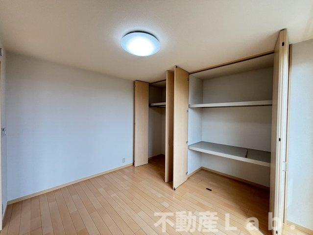 メゾンスリーゼⅢの収納|※反転タイプのお写真です。