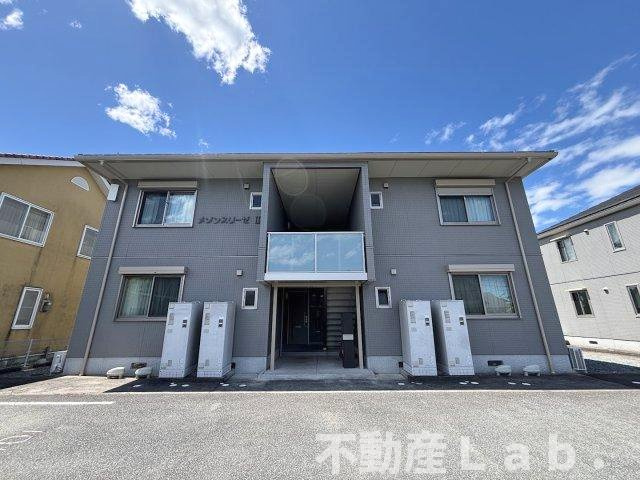 メゾンスリーゼⅢの外観