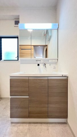 西宮市名塩さくら台４丁目の中古一戸建の独立洗面台|独立洗面台