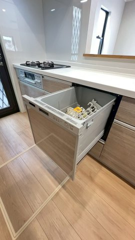 西宮市名塩さくら台４丁目の中古一戸建のキッチン|食器洗浄乾燥機