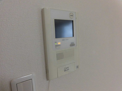 【セキュリティ】 | アネシス新大阪 | モニター付きインターホンなので来客時も安心です