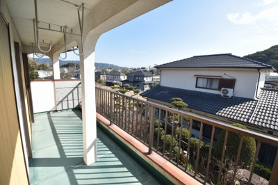 【バルコニー】 | 御陵下町字本城 戸建