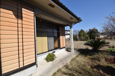 【庭】 | 御陵下町字本城 戸建