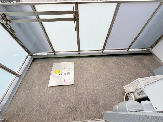 プレサンス東淀川駅前プローシェのバルコニー