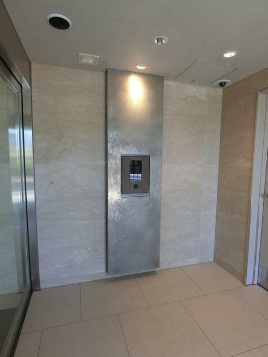 【セキュリティ】 | ザ・パークハビオ高円寺レジデンス | モニター付きオートロックで防犯面も安心です！