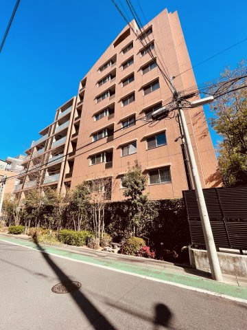 プレミスト神楽坂の外観