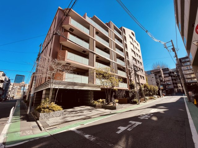 プレミスト神楽坂の外観