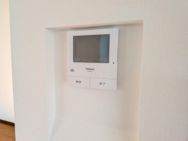 八王子市　城山手　中古戸建てのセキュリティ|～TVモニター付インターホン　訪問者の確認に便利です～