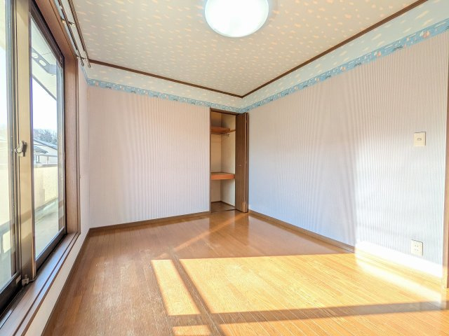 八王子市　城山手　中古戸建ての収納|～収納力の高いクローゼット完備～