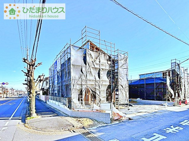 【外観】 | 土浦市天川1丁目3期　新築戸建　1号棟 | 大型商業施設が近くにあり、買い物に便利な閑静な住宅街！