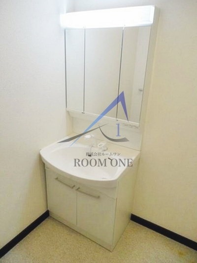 タカホアパートメントの洗面所|洗面台です。