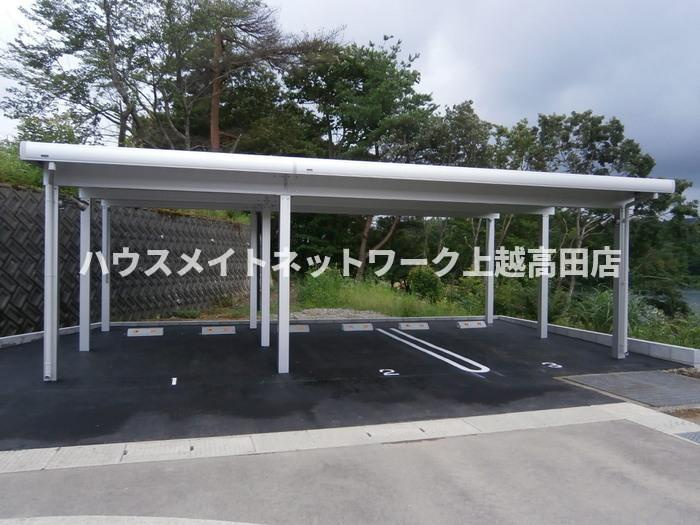 レイクサイドの駐車場|駐車場