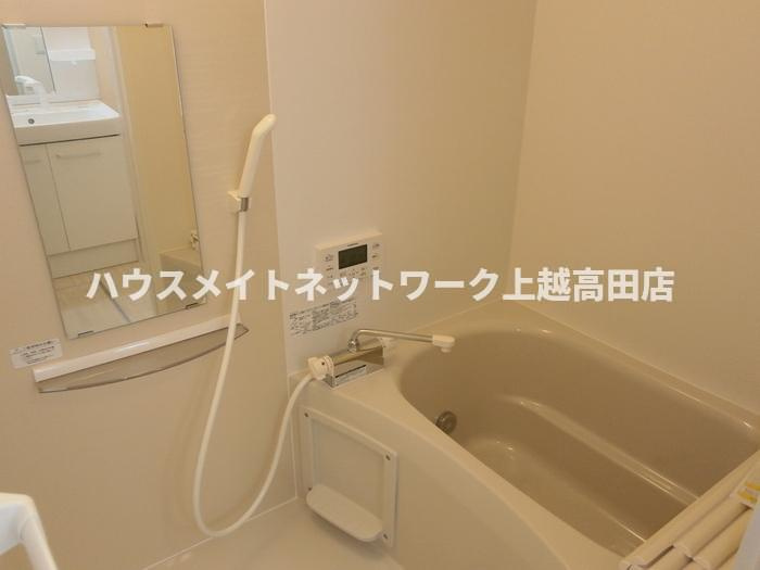 レイクサイドの浴室|追焚機能付