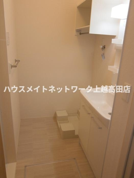 レイクサイドの独立洗面台|洗髪洗面化粧台