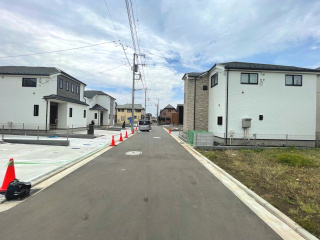 【前面道路含む現地写真】 | 横浜市瀬谷区本郷　新築分譲住宅　全14棟/今回販売3棟（L号棟） | 前面道路