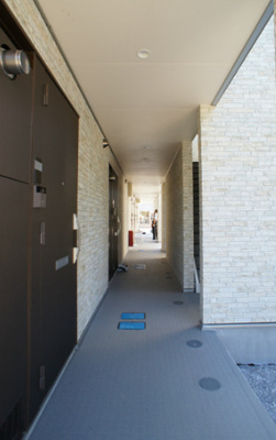 【エントランス】 | リブリ・腰越