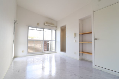 【居間・リビング】 | Villa Ciel