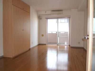 【居間・リビング】 | エムステージ並木 | ゆったり過ごせるリビングです