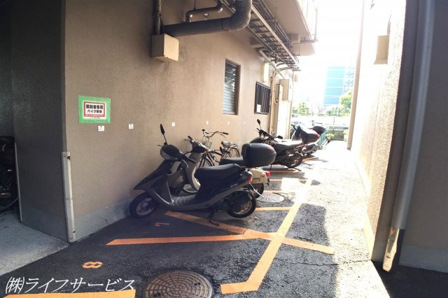 【その他共用部分】 | ジャルダン東淀川 | バイク置場