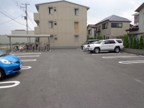 【駐車場】