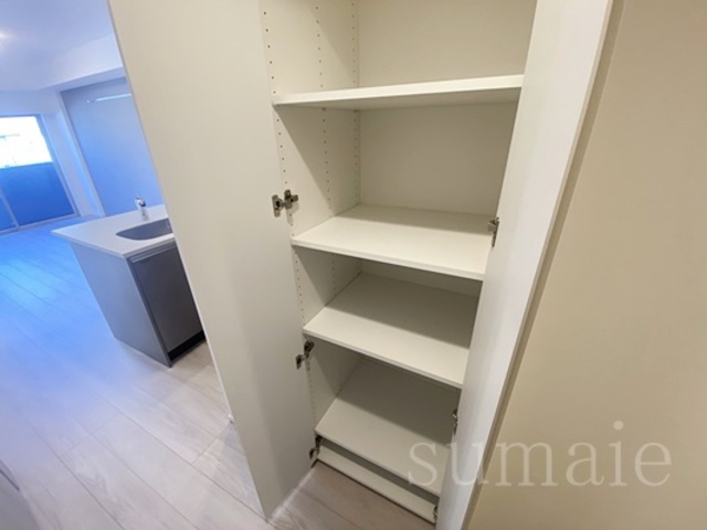 アジールコート山手動坂の収納|廊下にある収納スペース☆