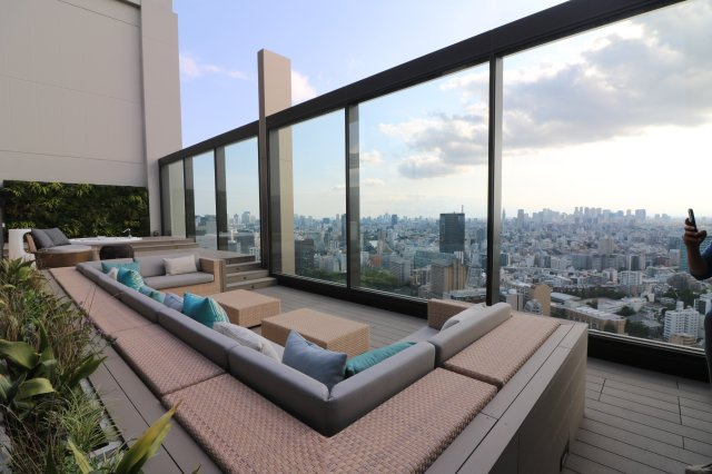 【バルコニー】