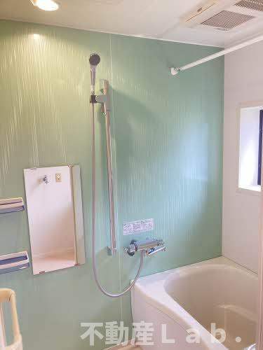 ノーズヴィラ一番館の浴室