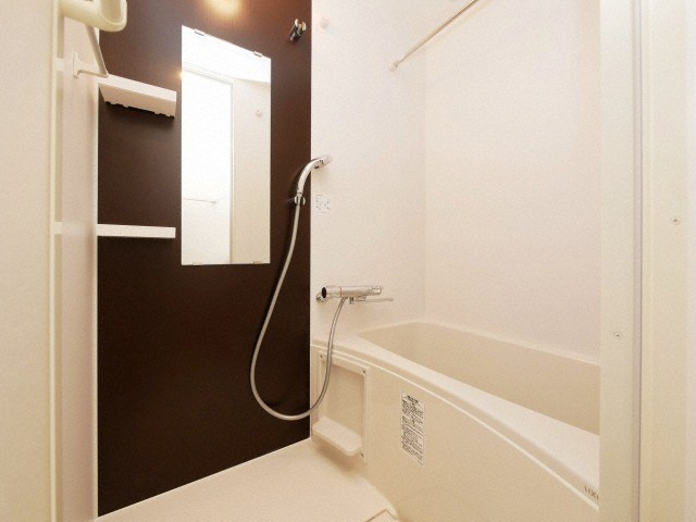 フォーリアライズ阿波座ウェストの浴室