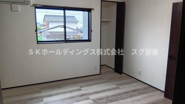 厚中町貸家D号の寝室