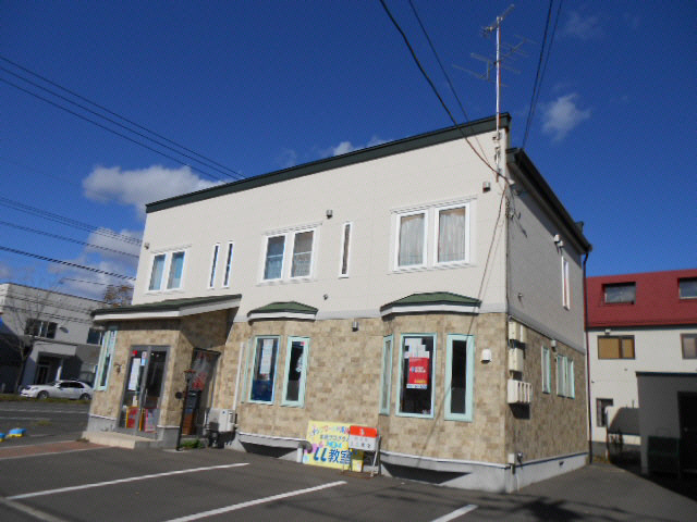 Ｎ.Ｎ－Ｂの外観