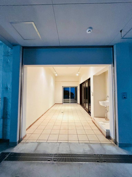 コンフォールヒルズ衣笠金閣寺道の駐車場