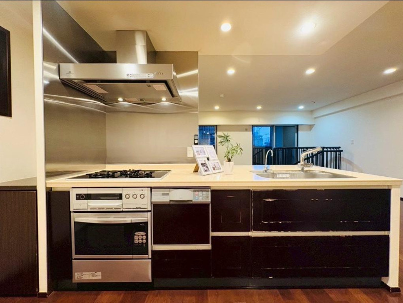 コンフォールヒルズ衣笠金閣寺道のキッチン