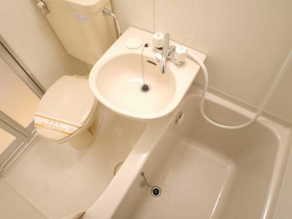 プレシャス北小岩の浴室