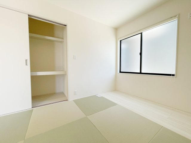 新築戸建・新築建売　伊勢崎市第3国定町　あずま北小学校・あずま中学校の収納|和室にも押入れ収納を完備！