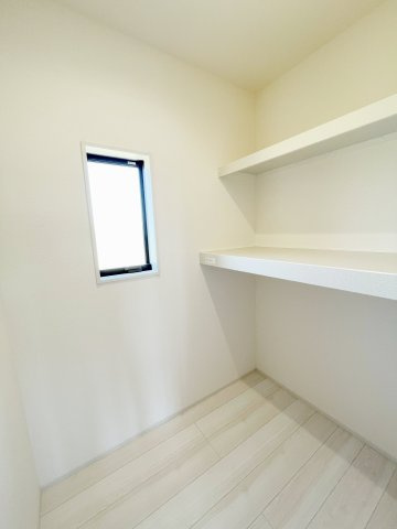 新築戸建・新築建売　伊勢崎市第3国定町　あずま北小学校・あずま中学校の洋室