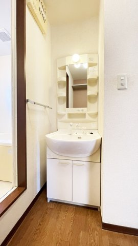 シャーメゾン　ラヴィ　Ｂ棟の洗面所